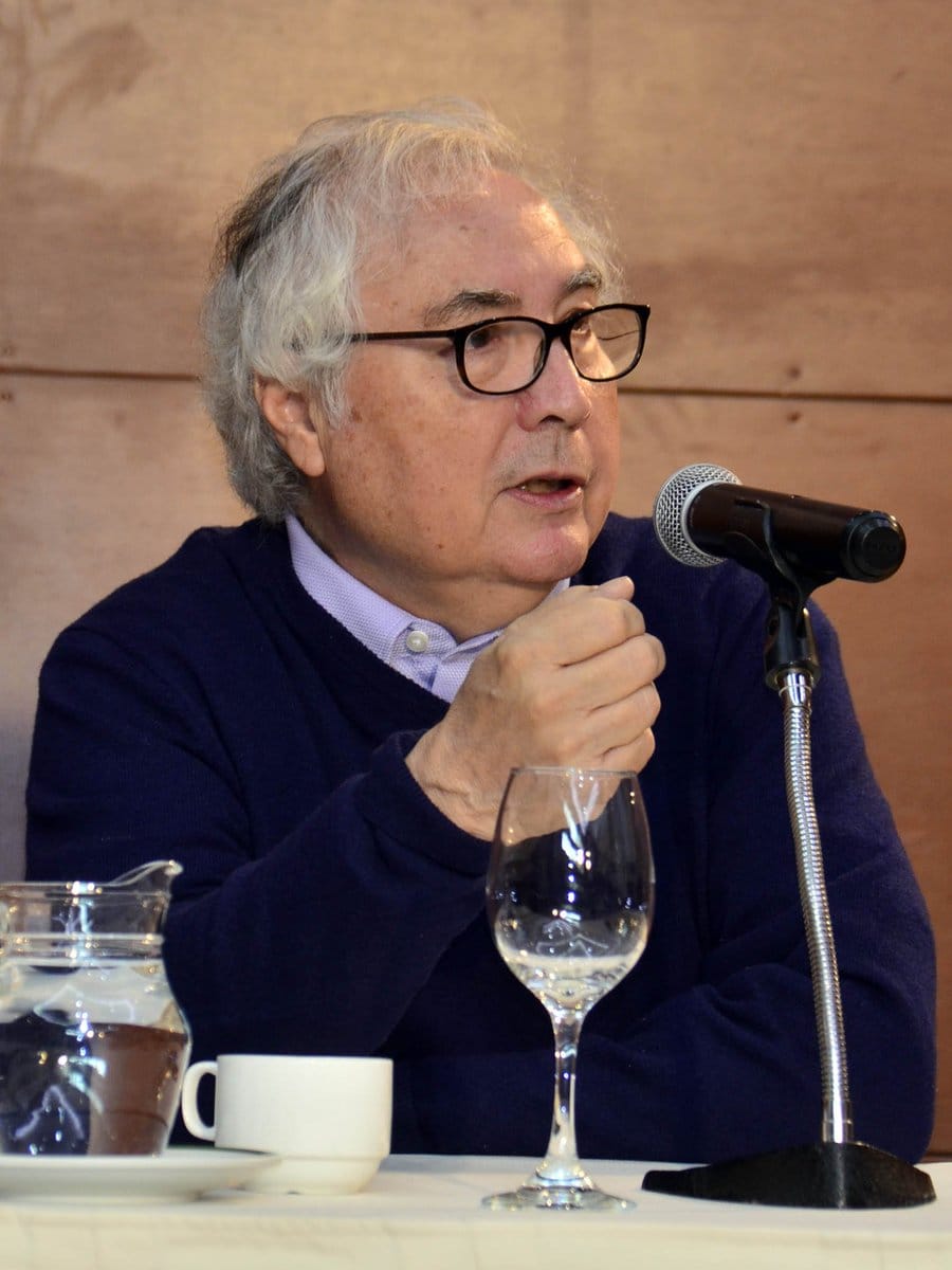 manuel castells 2020